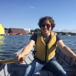 Meet your Posher, Carly